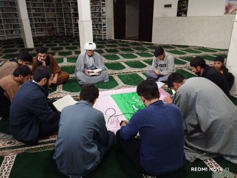 تصاویر مراسم جز خوانی قرآن کریم طلاب پلدختری