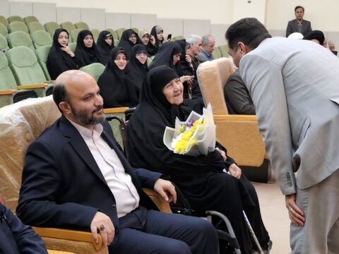 تصاویر/ افتتاح مدرسه شش کلاسه و تجلیل از مادرشهیدان بارفروش