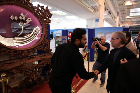 تصاویر/ بازدید وزیر علوم از سی و دومین نمایشگاه بین المللی قرآن کریم