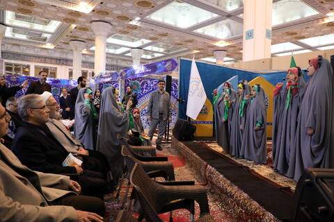 تصاویر/ بازدید وزیر علوم از سی و دومین نمایشگاه بین المللی قرآن کریم