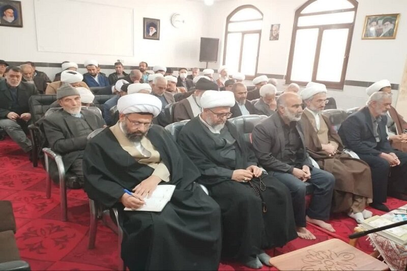 گردهمایی مبلغین و روحانیون برای تبیین طرح ملی «زندگی با آیهها» در کنگاور