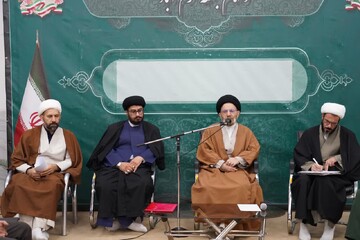 مساجد مهمترین پایگاه‌های دینی و فرهنگی هستند