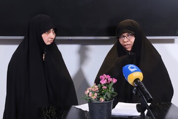 صرف زن بودن مانع از اجتهاد و مرجعیت نیست