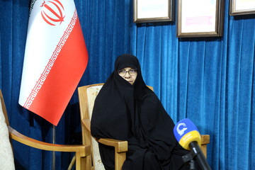 نقش کلیدی بانوان طلبه در تحقق منشور روحانیت/ بانوان طلبه، می توانند الگوهای عملی برای زنان جامعه باشند
