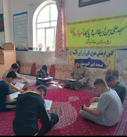 تصاویر/برگزاری جلسات جزء خوانی و اجرای طرح "زندگی با آیه‌ها" در شهرستان کامیاران