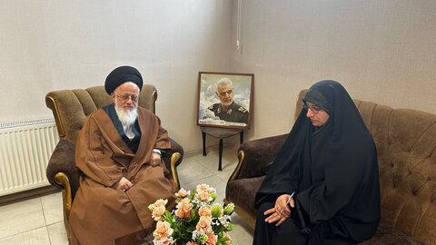 حضور گسترده در تشییع شهید نصرالله پیام استقامت جبهه مقاومت را به دشمنان نشان داد