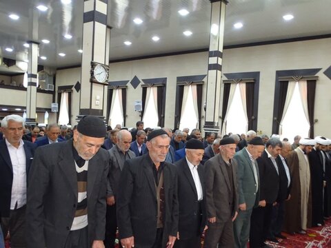 تصاویر/ نماز جمعه ۱۷ اسفند چهاربرج
