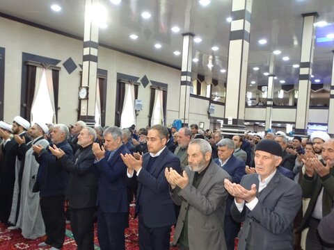 تصاویر/ نماز جمعه ۱۷ اسفند چهاربرج