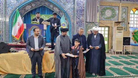 نماز جمعه گناوه به روایت تصویر