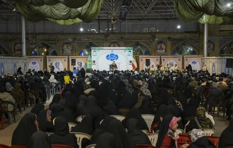 تصاویر| «ضیافت نور» دیدار رمضانی طلاب و جمعی از اقشار مختلف مردم با نماینده ولی فقیه در فارس: