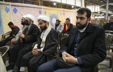 تصاویر| «ضیافت نور» دیدار رمضانی طلاب و جمعی از اقشار مختلف مردم با نماینده ولی فقیه در فارس: