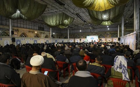 تصاویر| «ضیافت نور» دیدار رمضانی طلاب و جمعی از اقشار مختلف مردم با نماینده ولی فقیه در فارس: