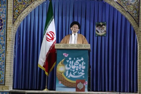 تصاویر اقامه نماز جمعه خرم آباد