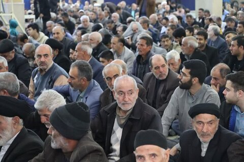 تصاویر اقامه نماز جمعه خرم آباد