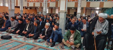 تصاویر/ اقامه نماز جمعه شهر کشاورز