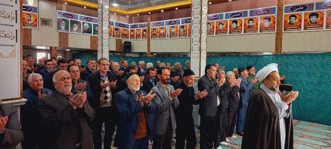 تصاویر/ اقامه نماز جمعه شهر کشاورز