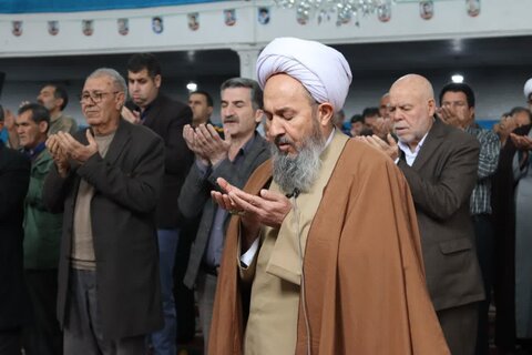 تصاویر/ اقامه نماز جمعه شهرستان شاهین‌دژ