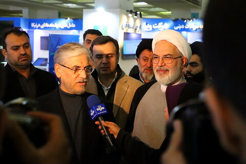 تصاویر/بازدید وزیر علوم و تحقیقات از سی و دومین نمایشگاه بین اللملی قرآن کریم