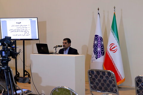 تصاویر/ برگزاری نشست های تخصصی در سی و دومین نمایشگاه بین المللی قرآن کریم