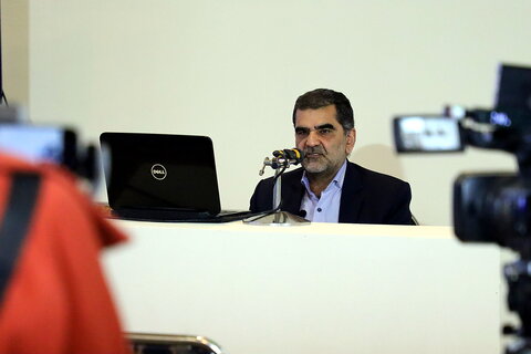 تصاویر/ برگزاری نشست های تخصصی در سی و دومین نمایشگاه بین المللی قرآن کریم