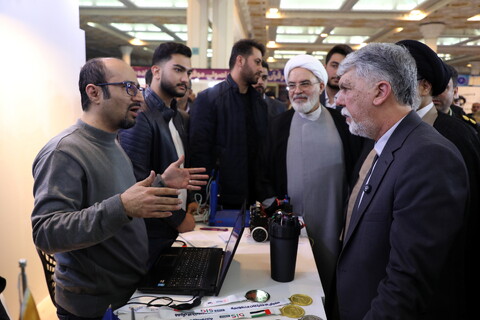 تصاویر/ بازدید وزیر فرهنگ و ارشاد اسلامی از نمایشگاه بین المللی قرآن