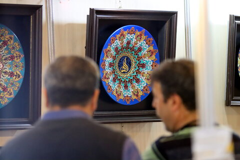 تصاویر/ هنر و قرآن؛ تجلی زیبایی‌های قرآنی در نمایشگاه بین‌المللی قرآن کریم