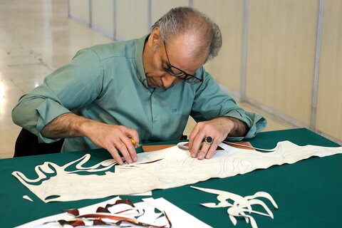 تصاویر/ هنر و قرآن؛ تجلی زیبایی‌های قرآنی در نمایشگاه بین‌المللی قرآن کریم