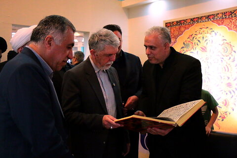 تصاویر/ بازدید وزیر فرهنگ و ارشاد اسلامی از نمایشگاه بین المللی قرآن