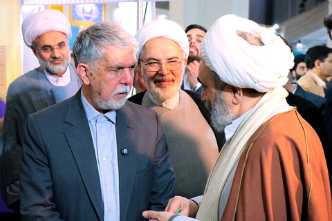 تصاویر/ بازدید وزیر فرهنگ و ارشاد اسلامی از نمایشگاه بین المللی قرآن