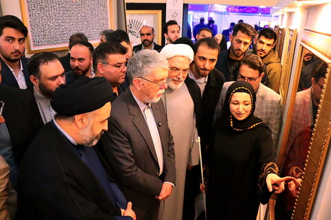 تصاویر/ بازدید وزیر فرهنگ و ارشاد اسلامی از نمایشگاه بین المللی قرآن