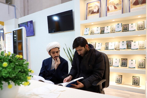 تصاویر/ حال و هوای سومین روز نمایشگاه بین المللی قرآن کریم