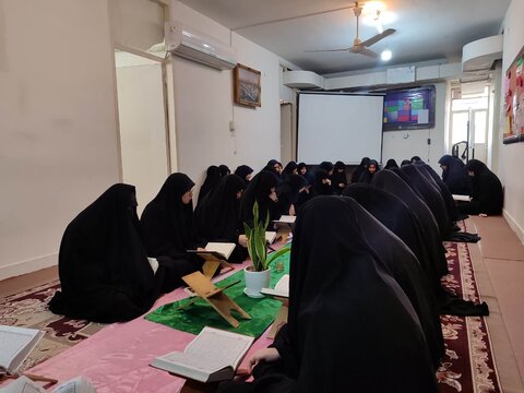 تصاویر/برگزاری محفل انس با قرآن کریم در ساوه