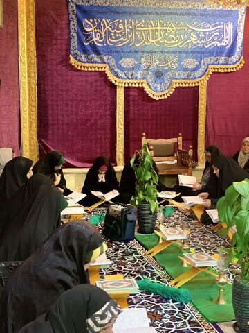 تصاویر/اعزام مبلغان مدرسه علمیه فاطمه الزهرا ساوه به مساجد،بقاع متبرکه و محافل خانگی در ماه مبارک رمضان