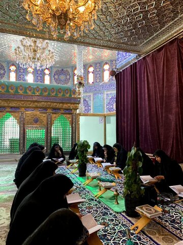 تصاویر/اعزام مبلغان مدرسه علمیه فاطمه الزهرا ساوه به مساجد،بقاع متبرکه و محافل خانگی در ماه مبارک رمضان