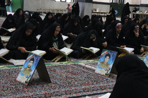 هفتمین روز جمع خوانی قرآن کریم در حسینیه ثارالله شهر اندوهجرد