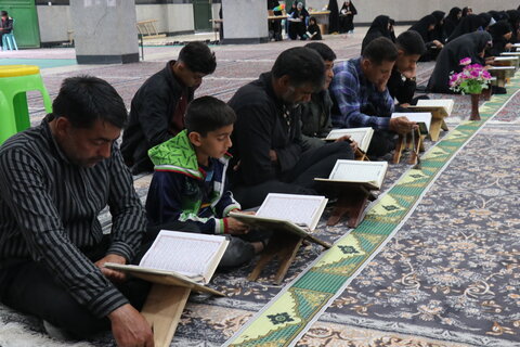 هفتمین روز جمع خوانی قرآن کریم در حسینیه ثارالله شهر اندوهجرد