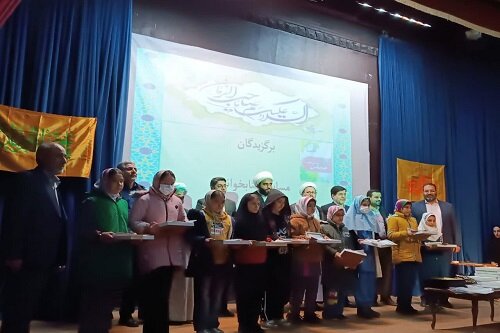 مراسم تجلیل از فعالان عرصه مهدویت در شهرستان هرسین برگزار شد+ تصاویر