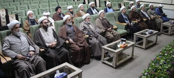 تصاویر/ نشست موقوفات و منابع پایدار حوزه علمیه آذربایجان‌غربی