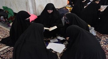 اعتکاف؛ فرصتی برای خلوت با خدا و تعمیق روابط انسانی است