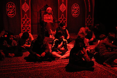 مراسم مناجات خوانی شب های ماه رمضان در اندوهجرد