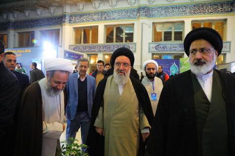 تصاویر / حضور آیت الله خاتمی در سی و دومین نمایشگاه بین المللی قرآن کریم