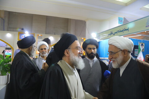 تصاویر / حضور آیت الله خاتمی در سی و دومین نمایشگاه بین المللی قرآن کریم