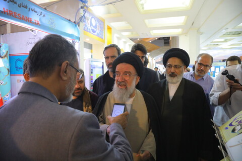 تصاویر / حضور آیت الله خاتمی در سی و دومین نمایشگاه بین المللی قرآن کریم