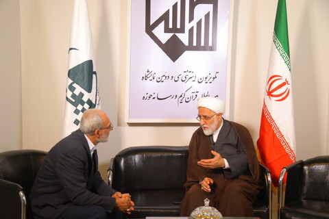 تصاویر / فعالیت خبرنگاران خبرگزاری حوزه در سی و دومین نمایشگاه بین المللی قرآن کریم