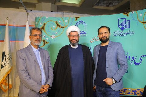 تصاویر / فعالیت خبرنگاران خبرگزاری حوزه در سی و دومین نمایشگاه بین المللی قرآن کریم