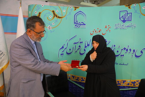 تصاویر / فعالیت خبرنگاران خبرگزاری حوزه در سی و دومین نمایشگاه بین المللی قرآن کریم