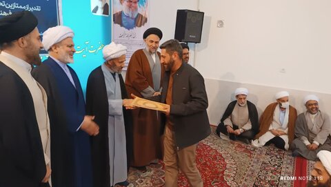 همایش مبلغین مدرسه علمیه امام صادق(ع)بروجرد