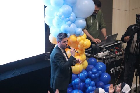 تصاویر/ آیین رونمایی از سرود فاخر زندگی با آیه ها در ارومیه