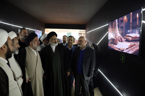تصاویر / بازدید آیت الله سیداحمد خاتمی از بخش حوزوی سی و دومین نمایشگاه بین المللی قرآن کریم 2