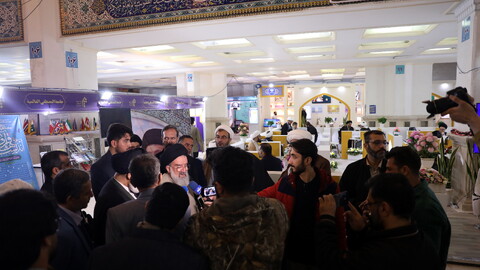 تصاویر / بازدید آیت الله سیداحمد خاتمی از بخش حوزوی سی و دومین نمایشگاه بین المللی قرآن کریم 2